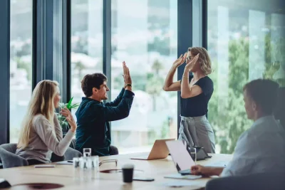 Digitales Gewerbeleasing am Laptop